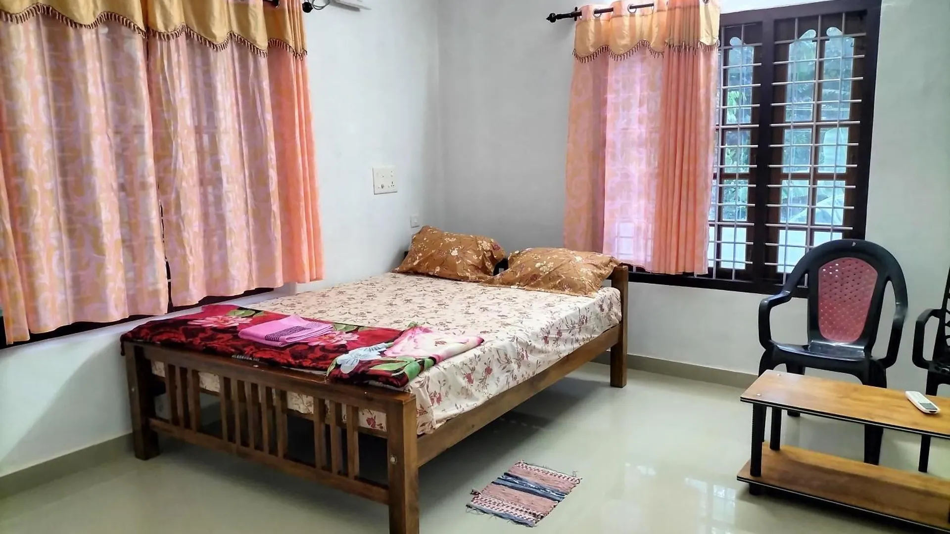 White Castle Homestay Varkala India